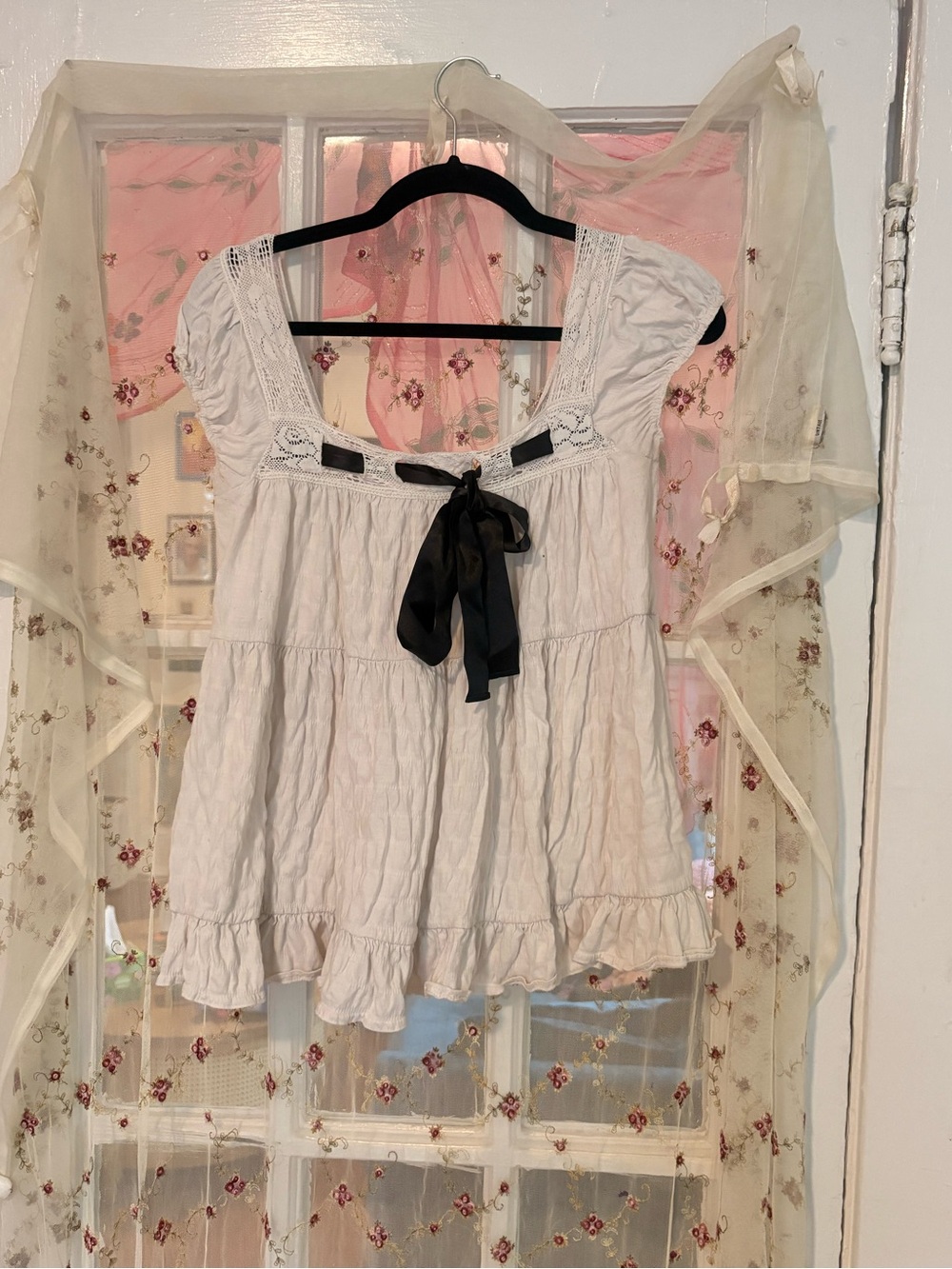 Abercrombie & Fitch White Ruffled Peasant Top with Black Ribbon